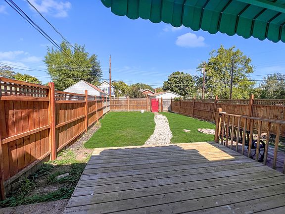 3rd image of 4831 Gardenville Ave
