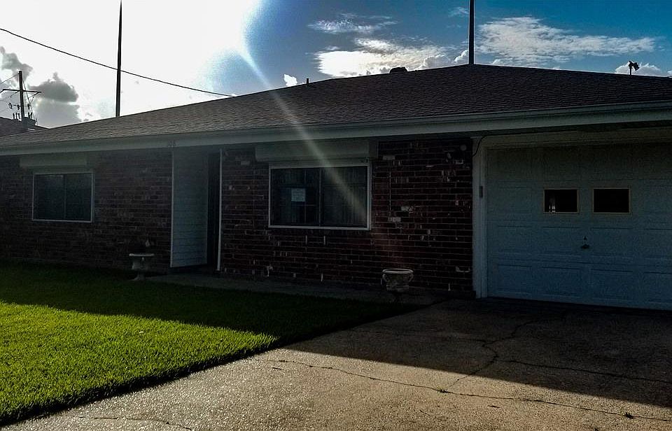 1st image of 308 Fairmont Dr