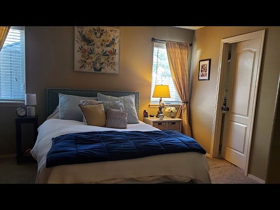 2nd image of 690 N Caracaras Pl