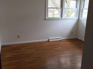 361 E Park St, Argenta, IL 62501