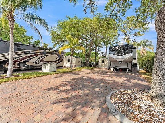 2nd image of 16329 CHERRY TREE COURT