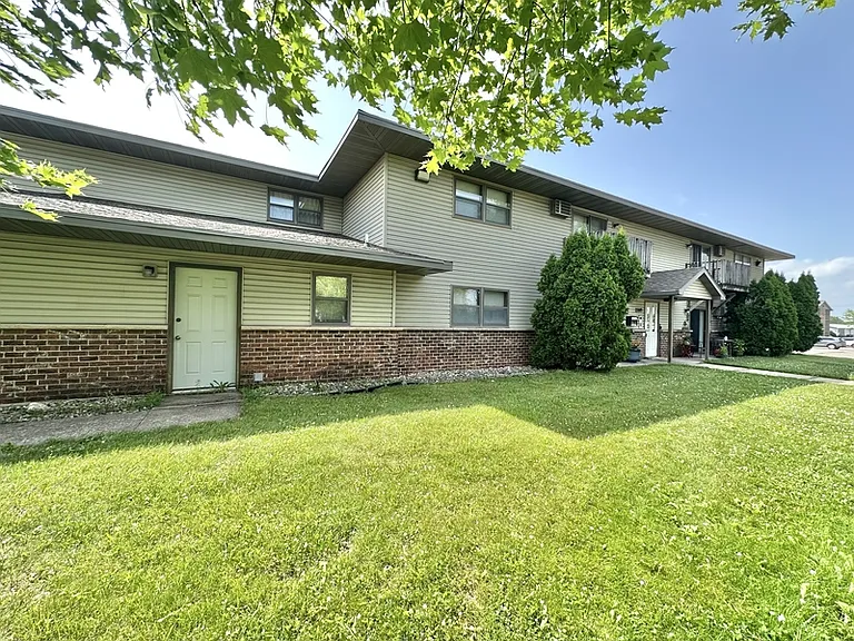 2209 Michelle Ct #6 — Photo 10