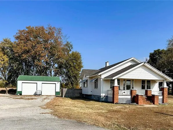 1510 E Roseland Blvd, Scammon, KS 66773