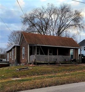 308 E Benton St, Carrollton, MO, 64633