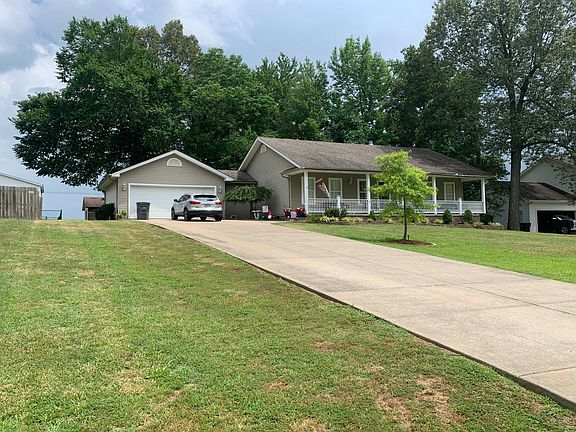 3rd image of 3440 Sierra Dr