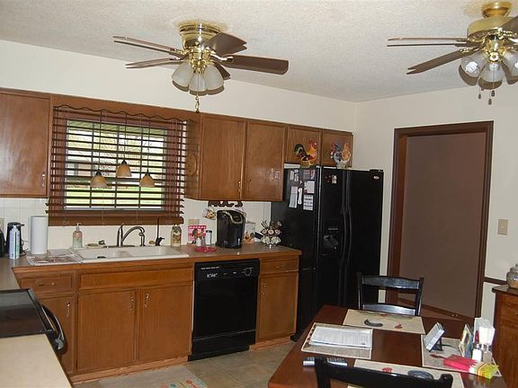 5th image of 2509 E 45th Ave