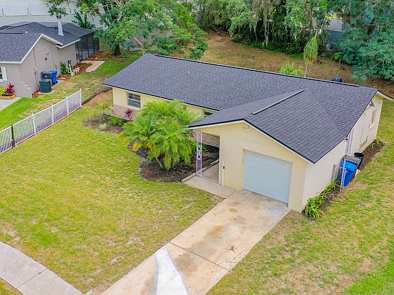 4th image of 7025 Allview Dr