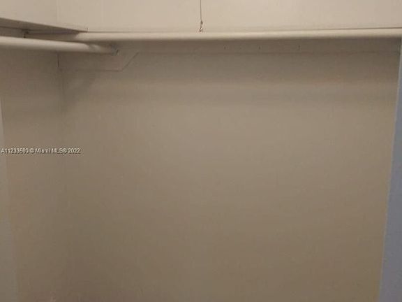 5th image of 17031 NE 21st Ave #17