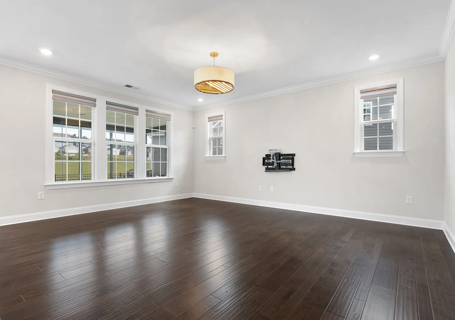 Prized location+ Modern 4 bed 3 bath Home Offers Everything You Could Wish for at Smith Farm! — Photo 4