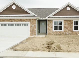 1726 Tiki St, Findlay, OH 45840