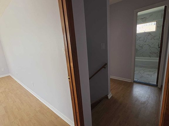 5th image of 124 Geddes Ter