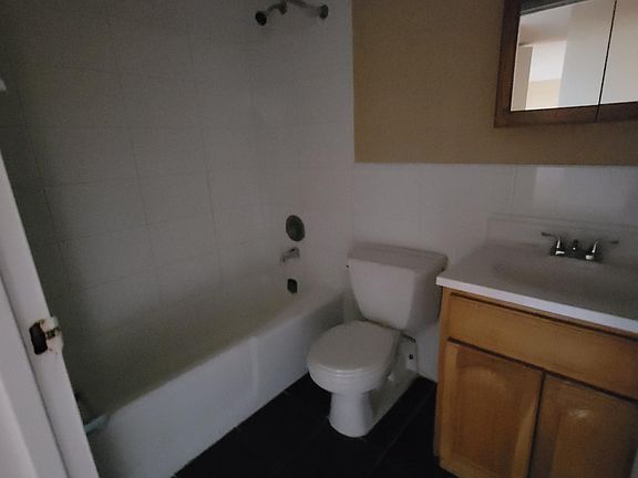 4th image of 14016 34th Ave APT 1215