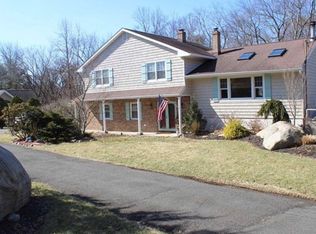 150 Airmont Ave, Mahwah, NJ 07430