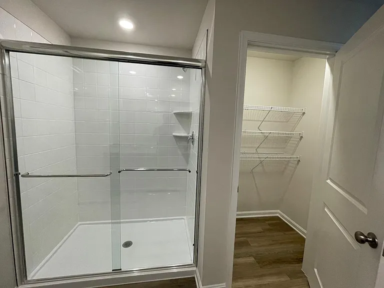182 Hamstead Dr — Photo 8