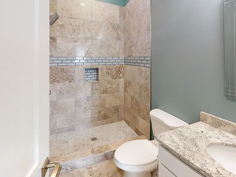 1117 Laurel Ave #303 — Photo 7