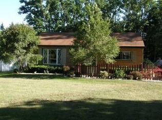1094 Eleven Mile Rd NE, Comstock Park, MI 49321