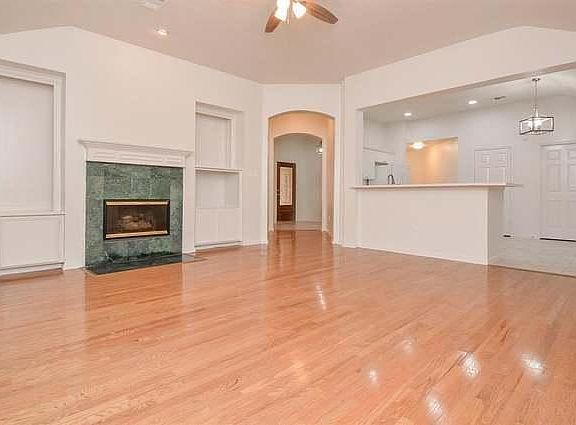 5th image of 10310 Emerald Pine Dr