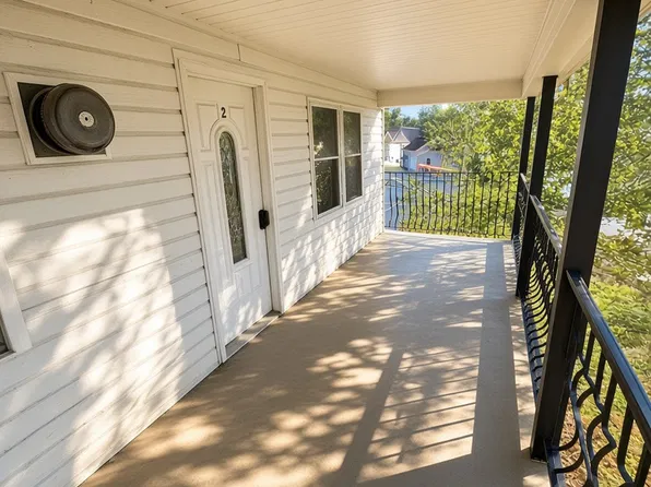 635 Church Rd, Collegeville, PA 19426