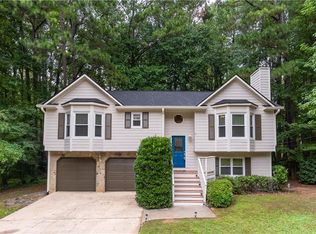 4961 Sugar Creek Dr, Sugar Hill, GA 30518