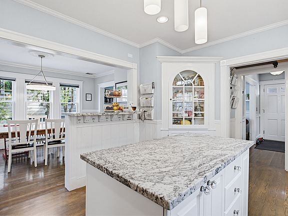 3rd image of 181 Chiswick Rd