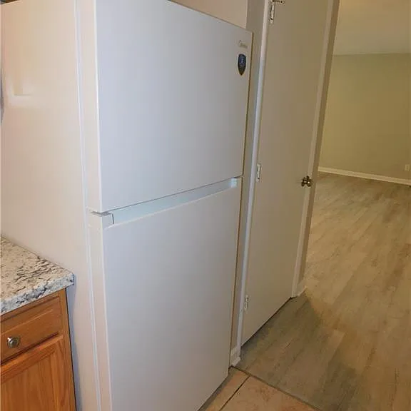 334 Blackwood Ave #3-apt 3 — Photo 4