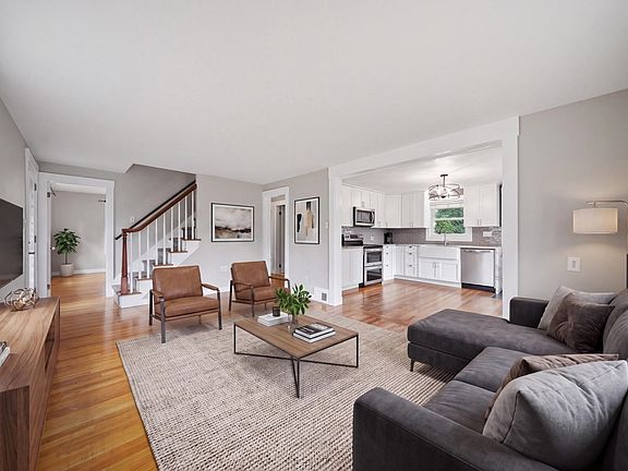 3rd image of 1019 Shirley Avenue #23