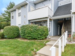 1 Jockey Ln, Tinton Falls, NJ 07753