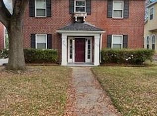 135 Atherton Dr, Metairie, LA 70005