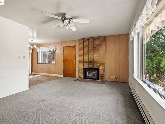 5th image of 22369 Ponderosa Dr