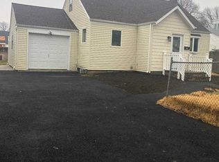 59 Hilliard Ave, Central Islip, NY 11722