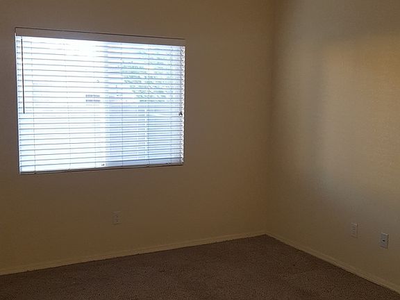 4th image of 7584 Cricket Hill Dr NE
