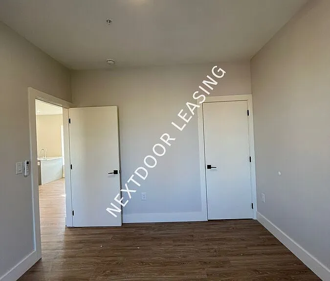 269 Martin Luther King Dr #3CM — Photo 10