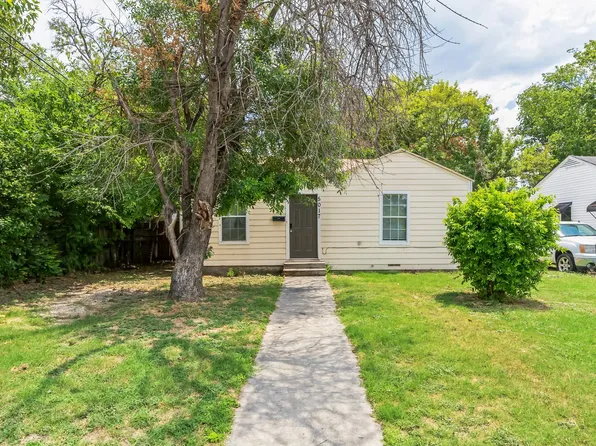 5017 Lyndon Dr, Fort Worth, TX 76116