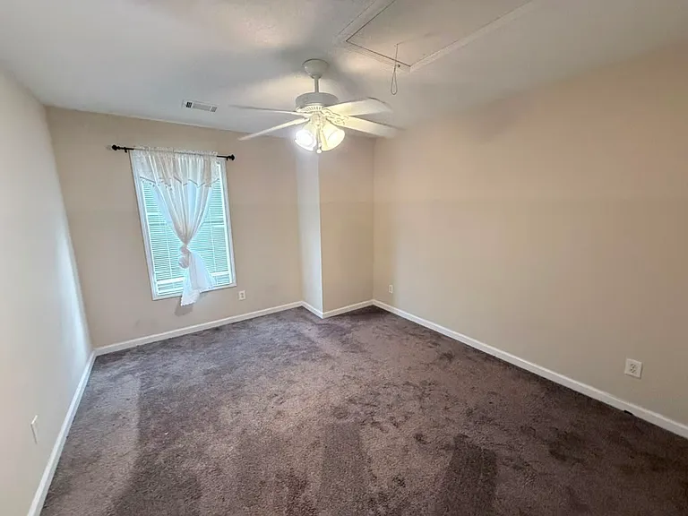 1227 Mandalay Ct — Photo 18