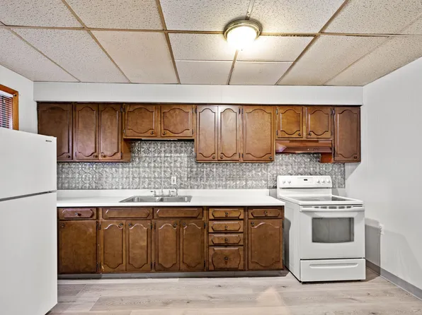 412 Mill Street, 412 Mill St #2C, Coraopolis, PA 15108