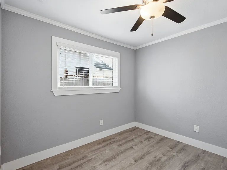 1103 Booker Ave #B — Photo 22