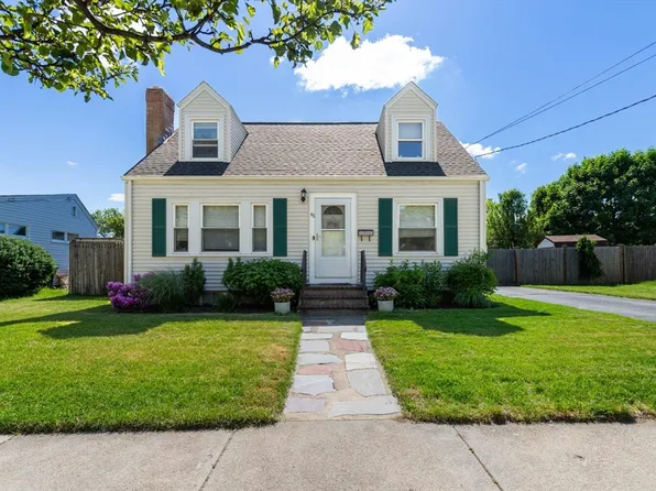45 Buick St, Watertown, MA 02472