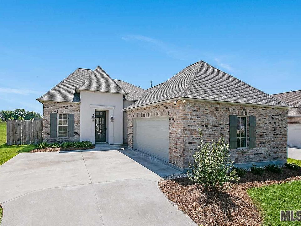 1st image of 17212 Herringbone Dr