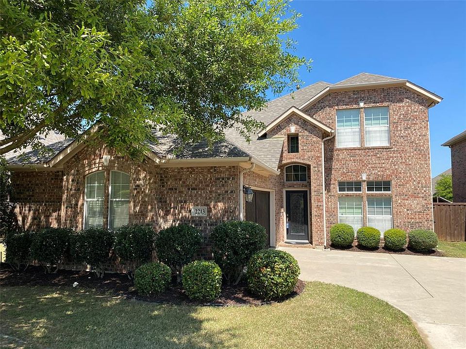 1st image of 2213 Frio Dr