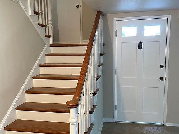5th image of 3-162 Belle Harbor Cir #3