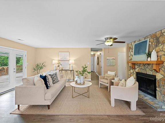 5th image of 10333 Camelback Cir