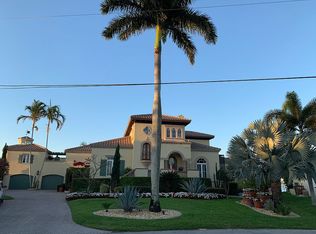 518 Coral Dr, Cape Coral, FL 33904