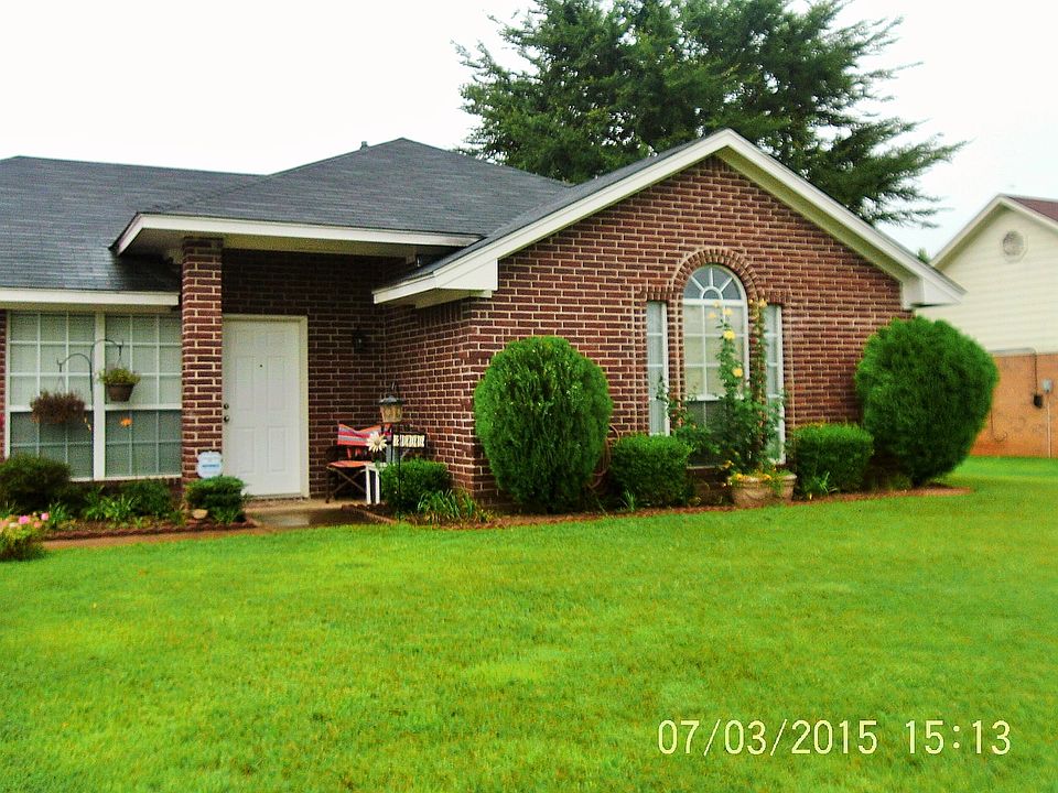 1st image of 36 Green Oak Cir