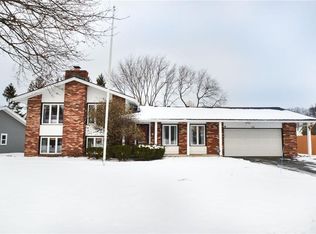 116 Tioga Dr, Rochester, NY 14616