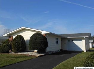 4 Phillips Rd, Brick, NJ 08724