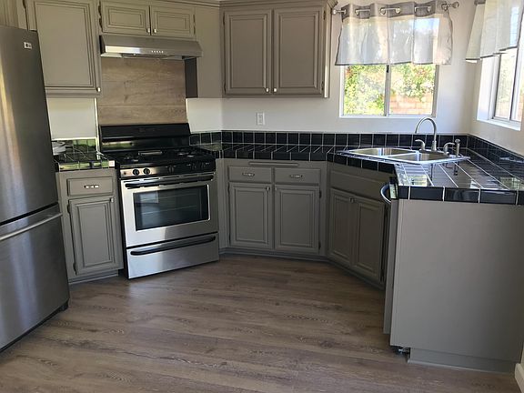 2nd image of 1829 E Mesa Dr