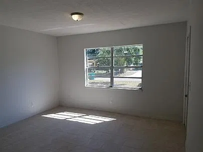 1222 Dewey Avenue - 10 — Photo 2