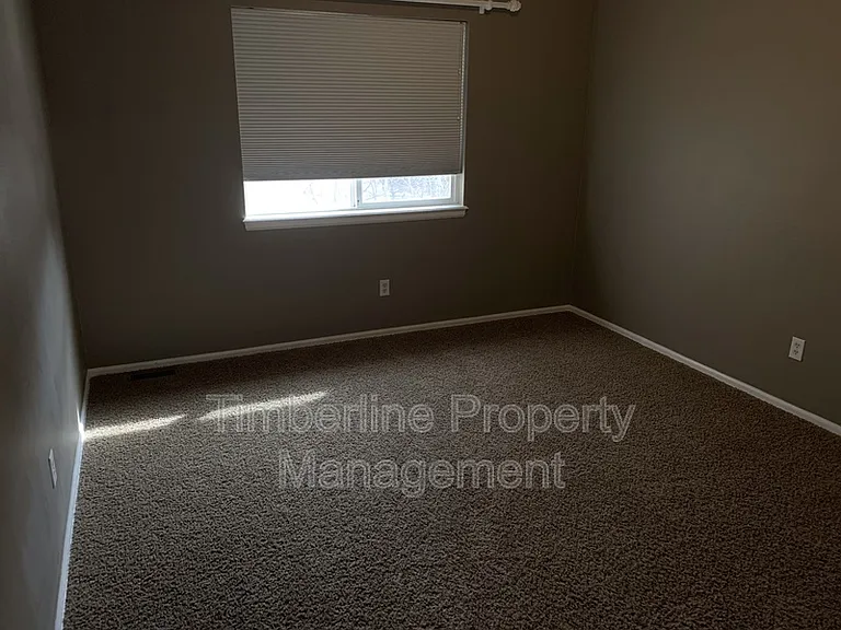 2511 Antietam Ln — Photo 43