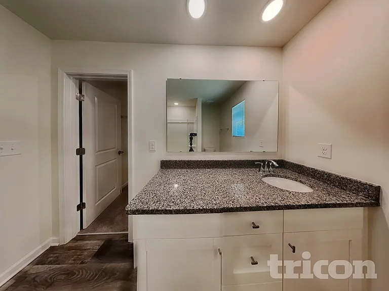 109 Sunwood Ct — Photo 21