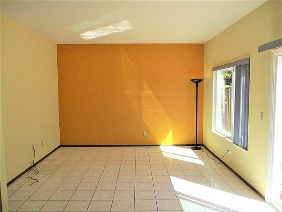 3rd image of 882 Kiperash Ct